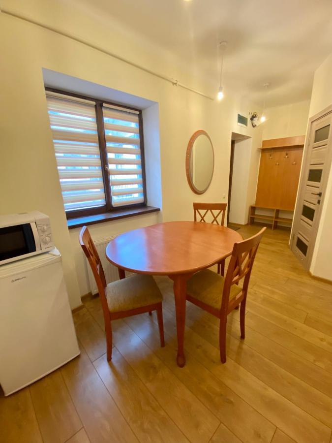 לבוב Yaroslav Osmomysl Square Apartments מראה חיצוני תמונה